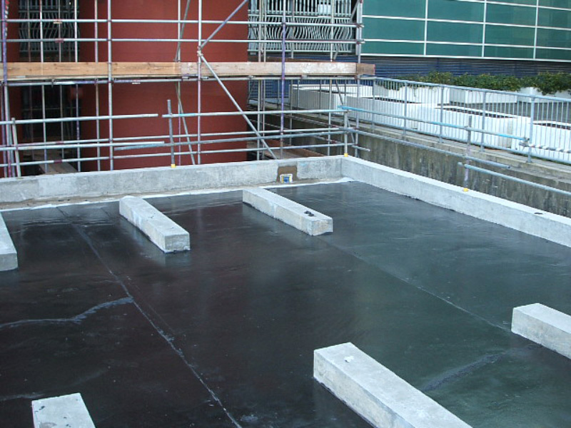 IKO Permascreed LI supporting efficient roof construction
