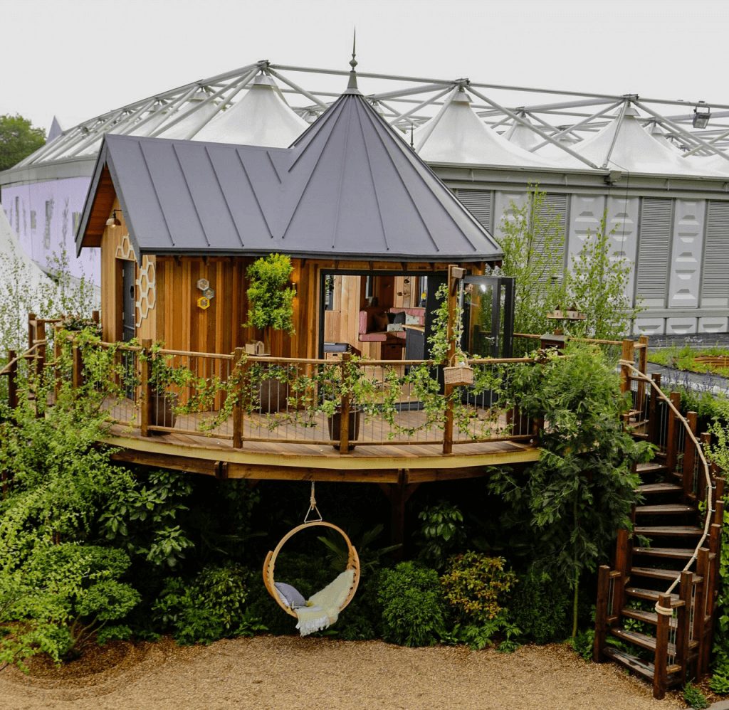 Photo of the Chelsea Flower Show, London IKO Armourplan SG roofing system