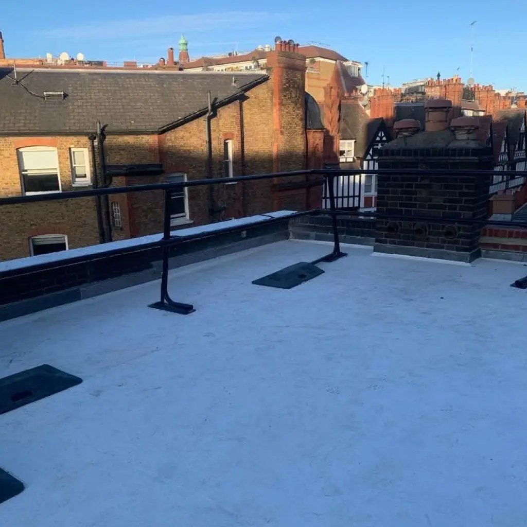 Photo of the completed IKO Permaphalt mastic asphalt roofing system at 50 Sloane Street London