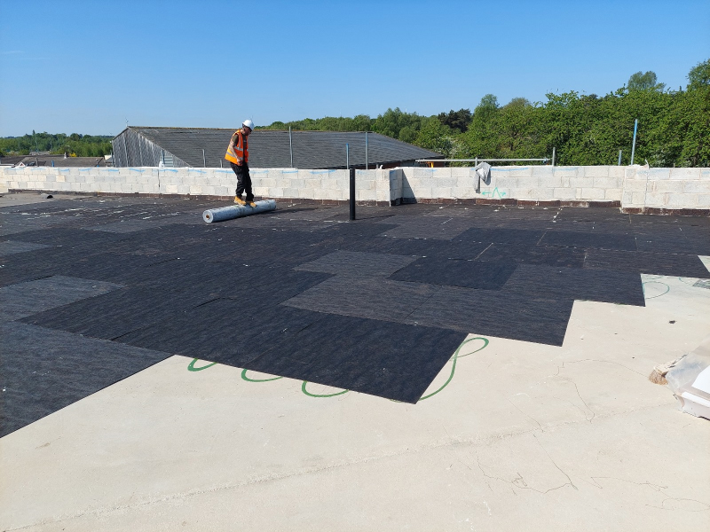 Photo of the IKO Armourplan PSG and P single ply membrane systems installed at Cygnet Hospital in Sherwood, Nottinghamshire