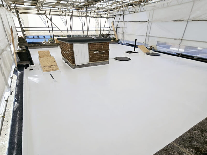 Refurbished roof at Grade II listed 2 Willow Road in Hampstead using IKO Permaphalt waterproofing
